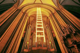 Einer der Höhepunkte: Illuminierung des Kunstwerks „Himmelsleiter“ am Turm der Lambertikirche am Samstagabend.