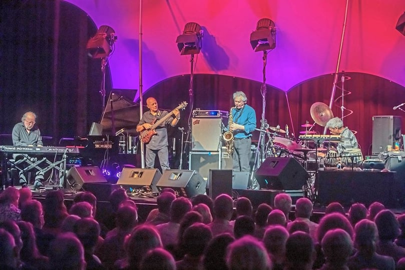 Emsjazz erstes Jazzfestival Greven KI Kulturinitiative Ballenlager Jan Garbarek und Trilok Gurtu