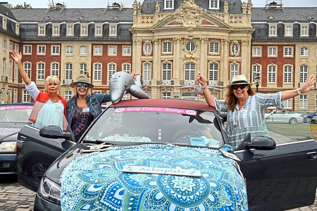 Gute Laune pur bei den Cabrio-Ladies