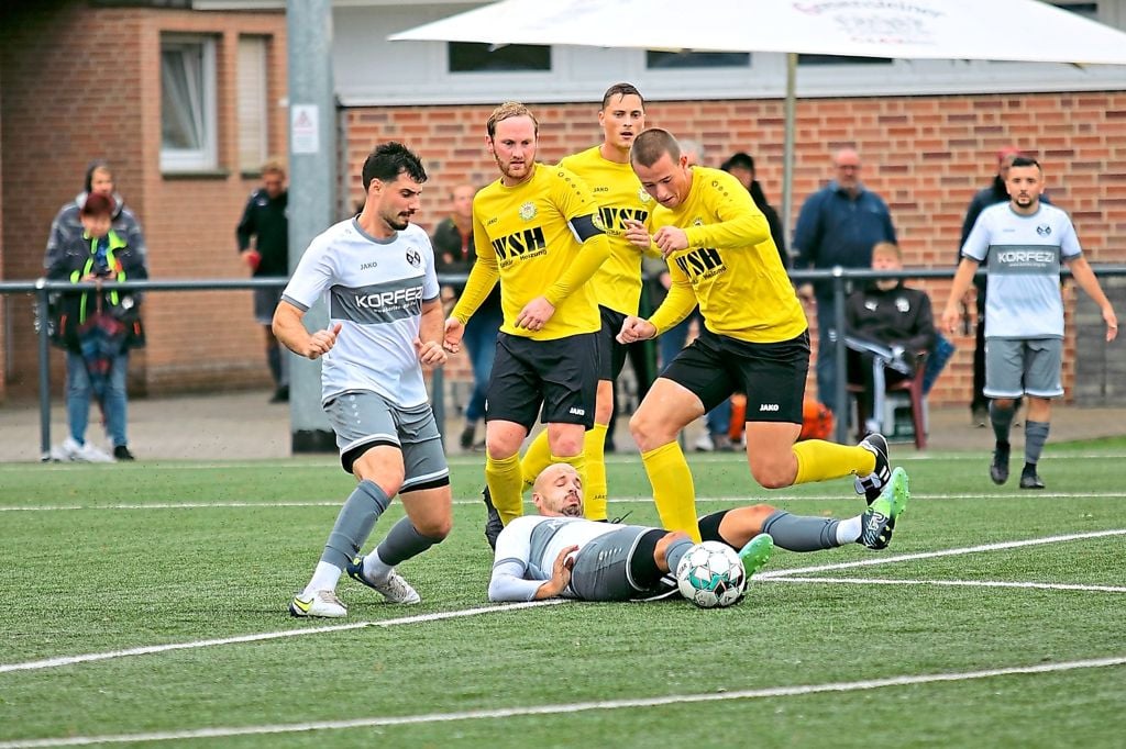 TuS Freckenhorst Fertigt Neubeckum Locker Mit 4:0 Ab