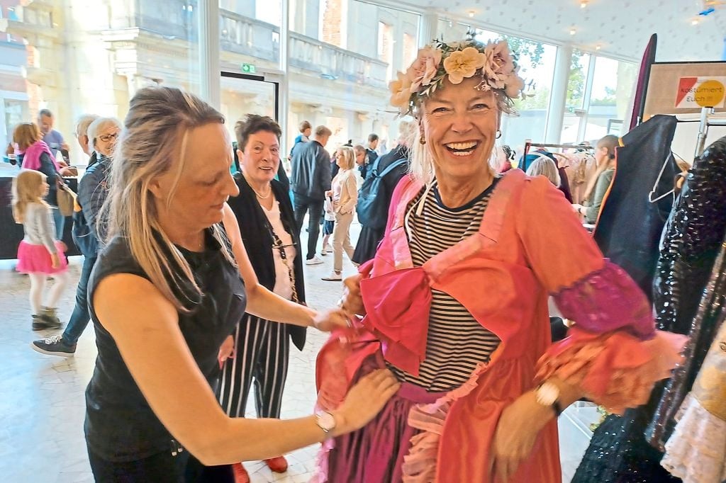 Viel Spaß an bunter Garderobe