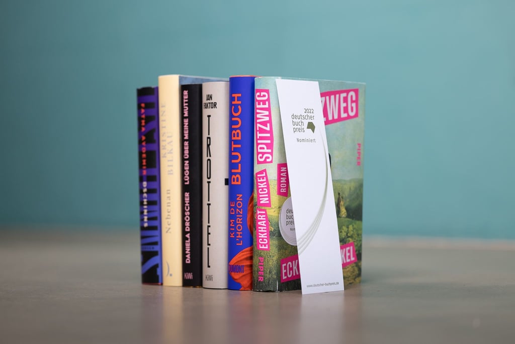Fatma Aydemir und Eckhart Nickel unter BuchpreisFinalisten