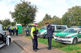 Beamte der Kreispolizeibehörde Steinfurt, des Zolls sowie der Bundespolizei haben gemeinsam Betäubungsmittelkontrollen an der B54 durchgeführt.
