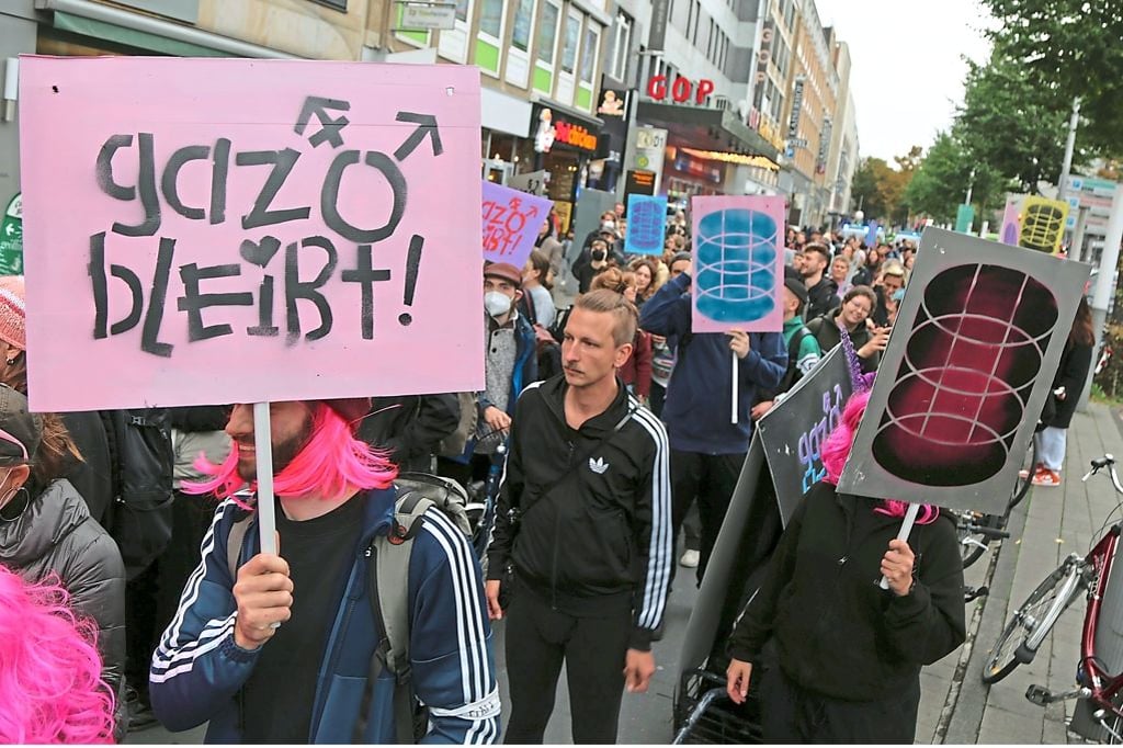 Demo für den Erhalt  des kulturellen Freiraums