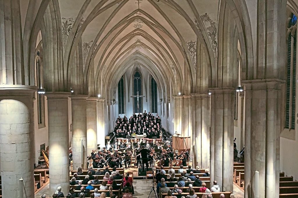 Zeichen für Demokratie und Völkerverständigung