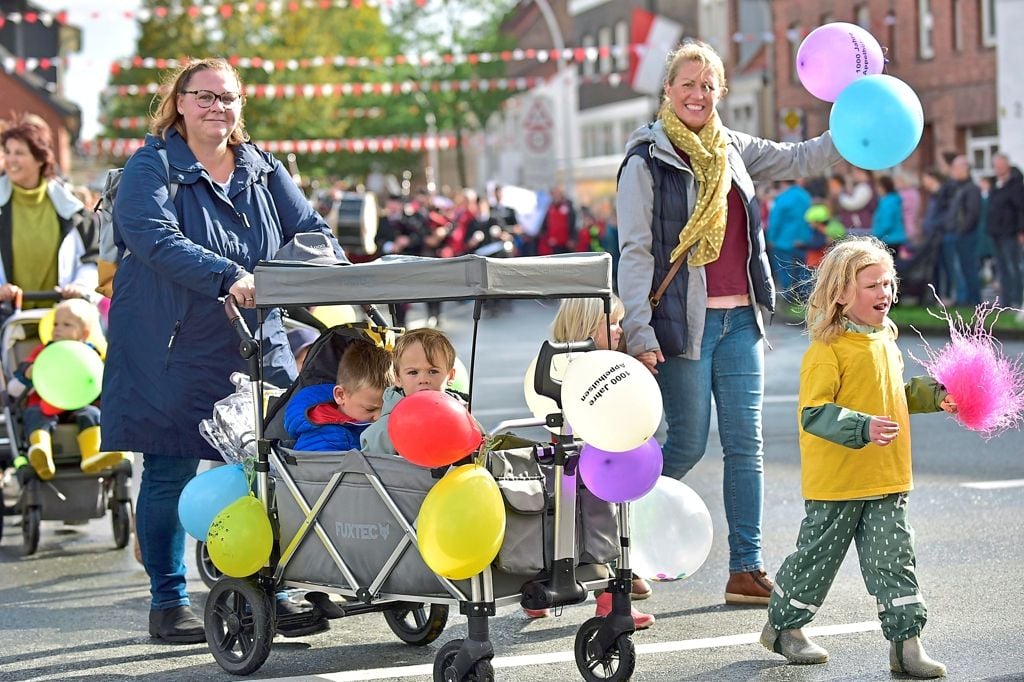 Festumzug In Appelhülsen: Hunderte Menschen Bei Festumzug Dabei