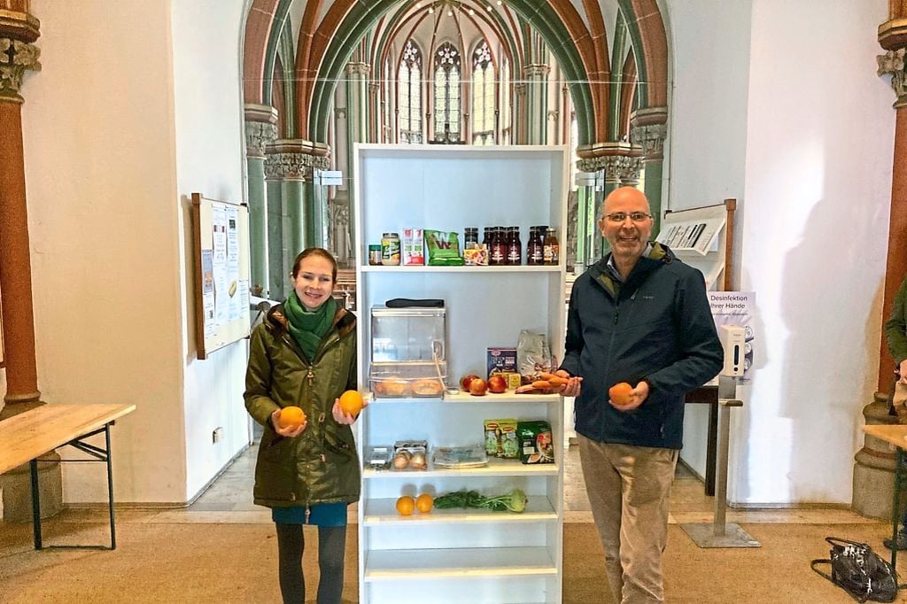 Ein „Fairteiler“  in Heilig-Kreuz