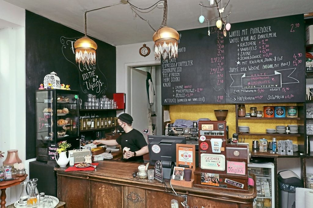 Tante August bleibt doch im Südviertel