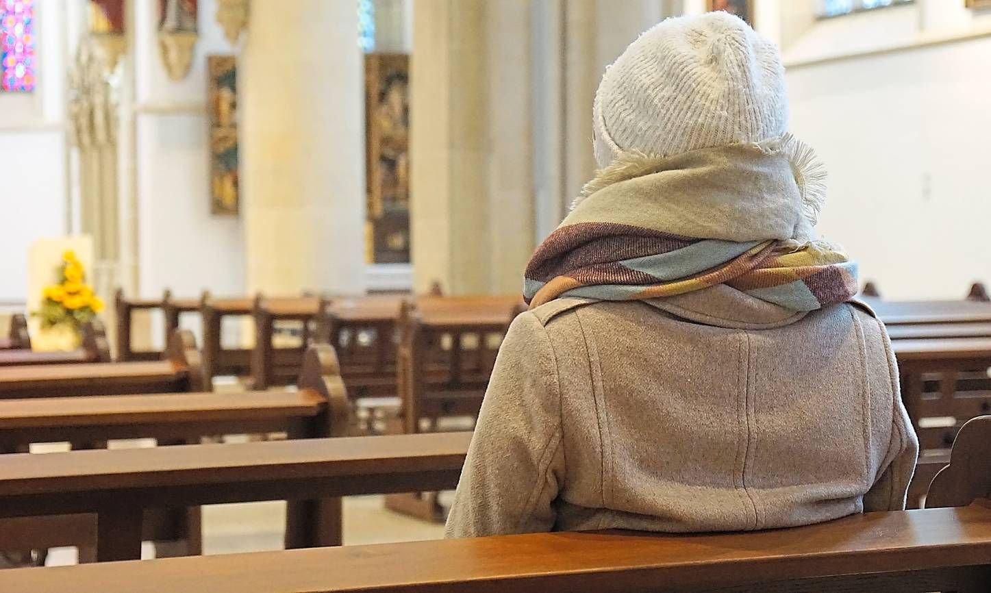 Umzug Oder Mütze Für Den Gottesdienst