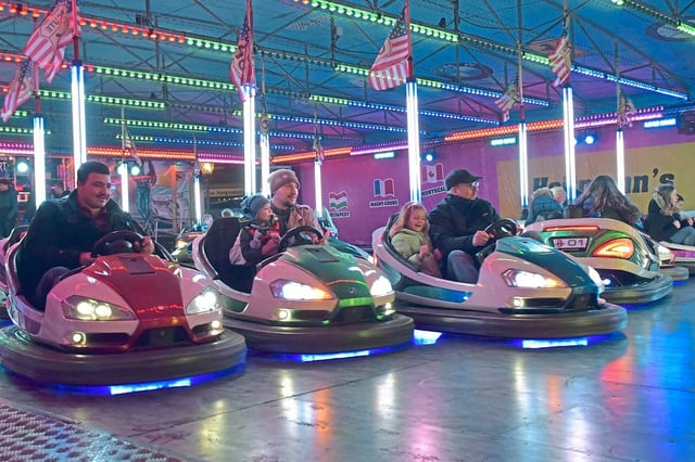 Faschingsträume in Farbe: Ausmalbilder für Groß und Klein!