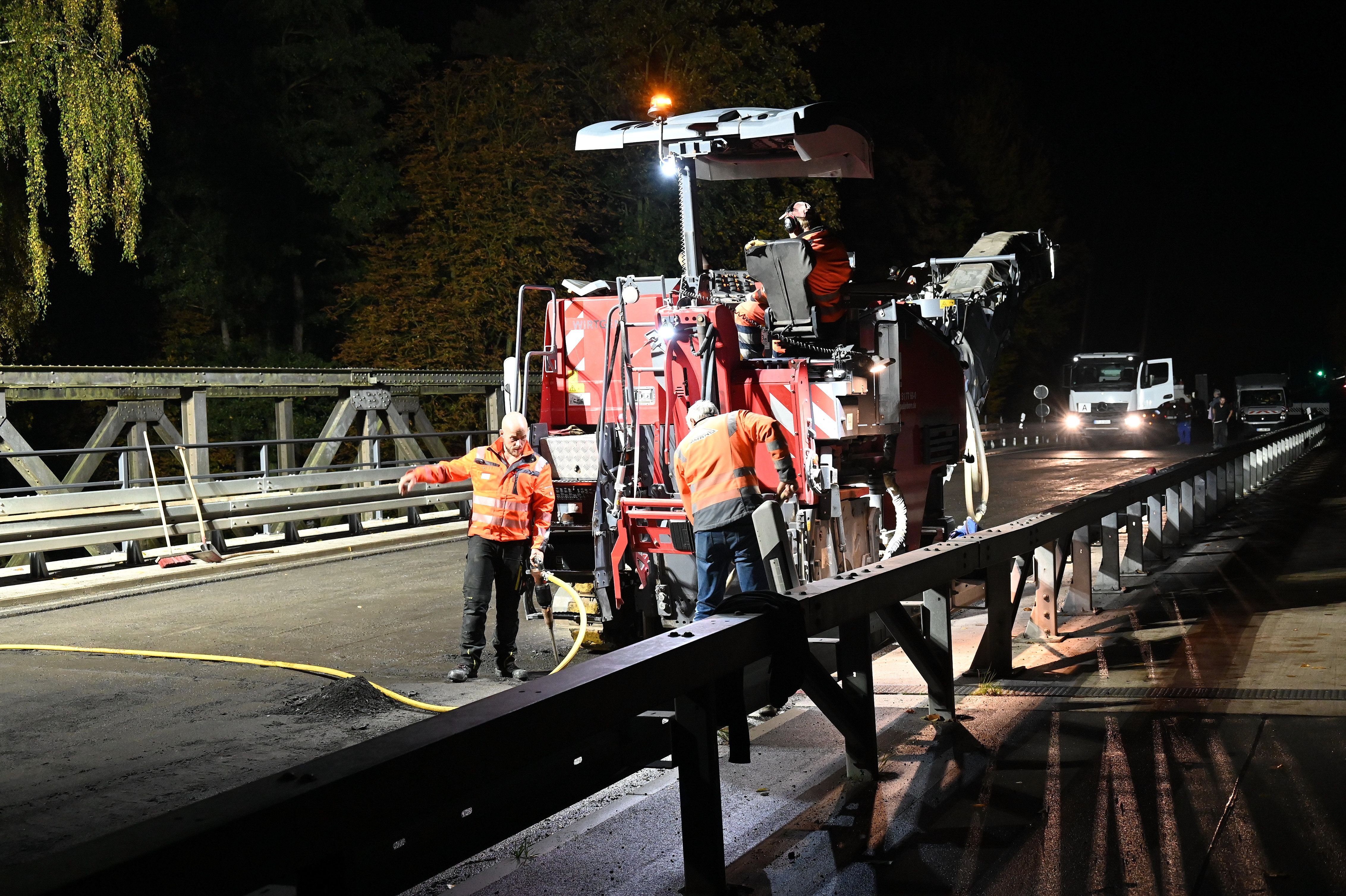 Wersebrücke Der B 51 Ist Noch Bis Sonntagabend Gesperrt