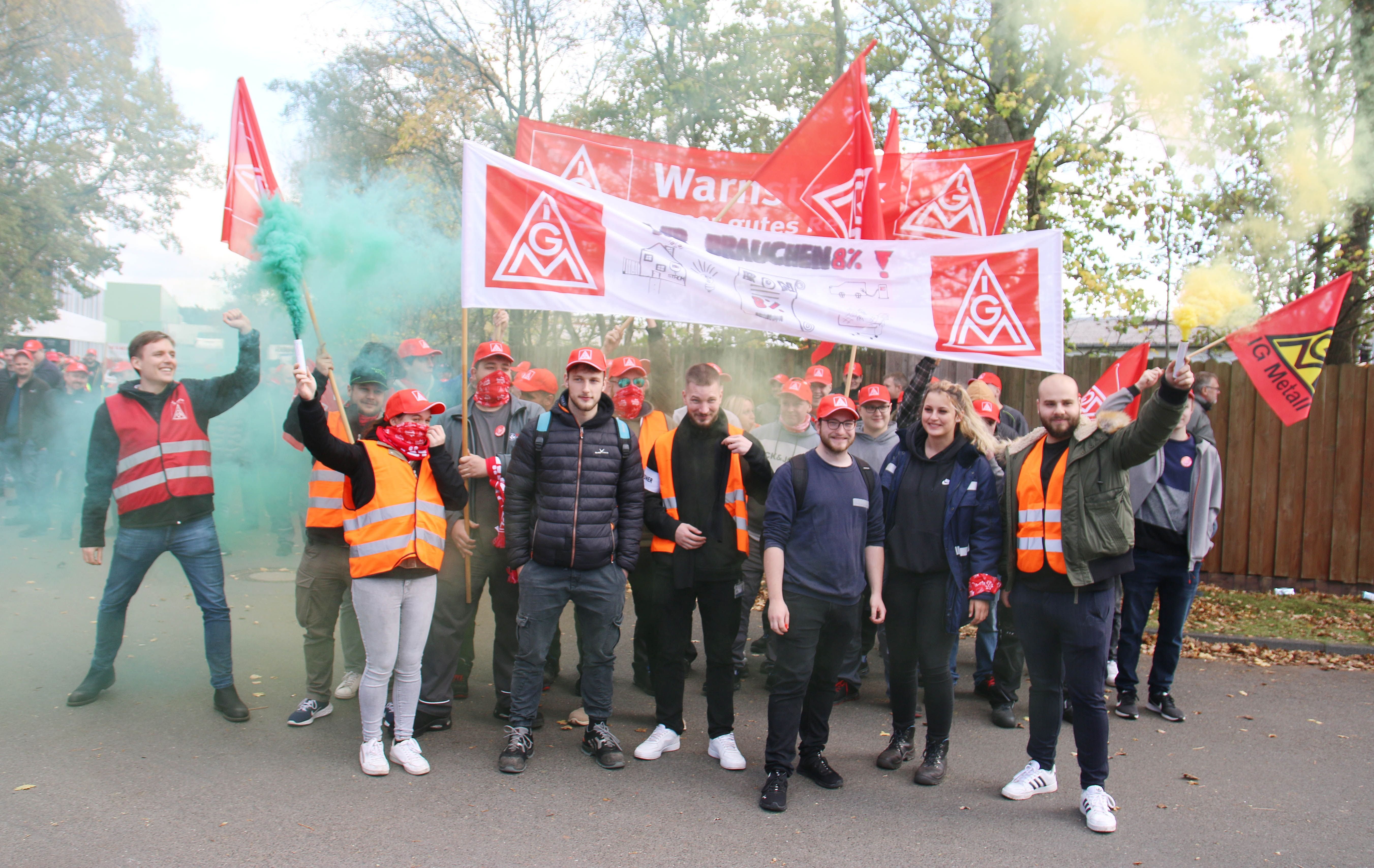 Warnstreik Bei Den Metallern Im Kreis Paderborn