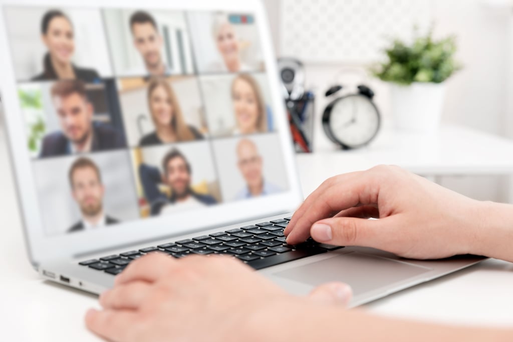 Über den ungewöhnlichen Ablauf eines Hintergrundgesprächs