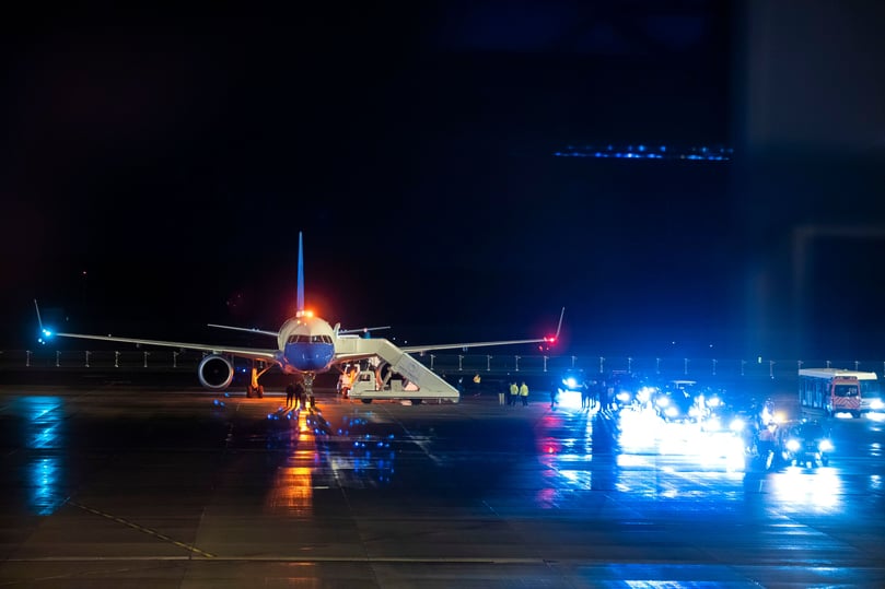 Die Delegation aus den USA um Außenminister Antony Blinken reist vom Flughafen Münster/Osnabrück (FMO) in Greven ab.