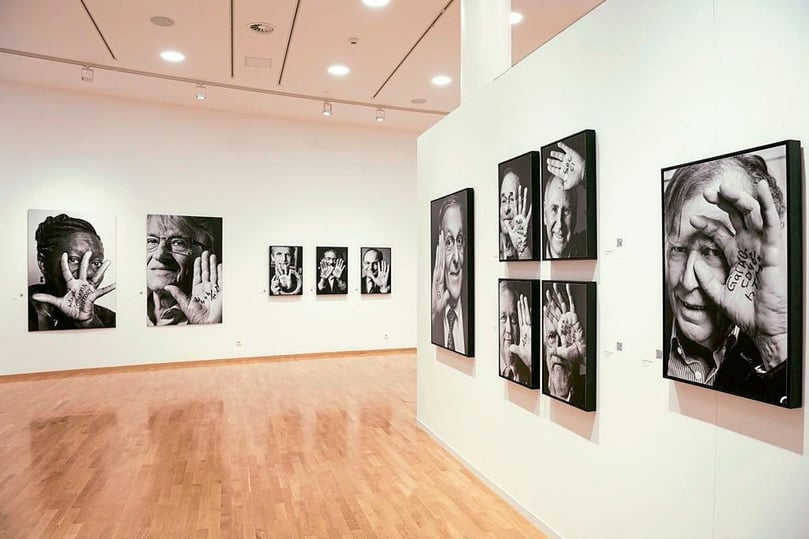 Das Stadtmuseum zeigt die Ausstellung "Faszination Wissenschaft" der Fotokünstlerin Herlinde Koelbl.