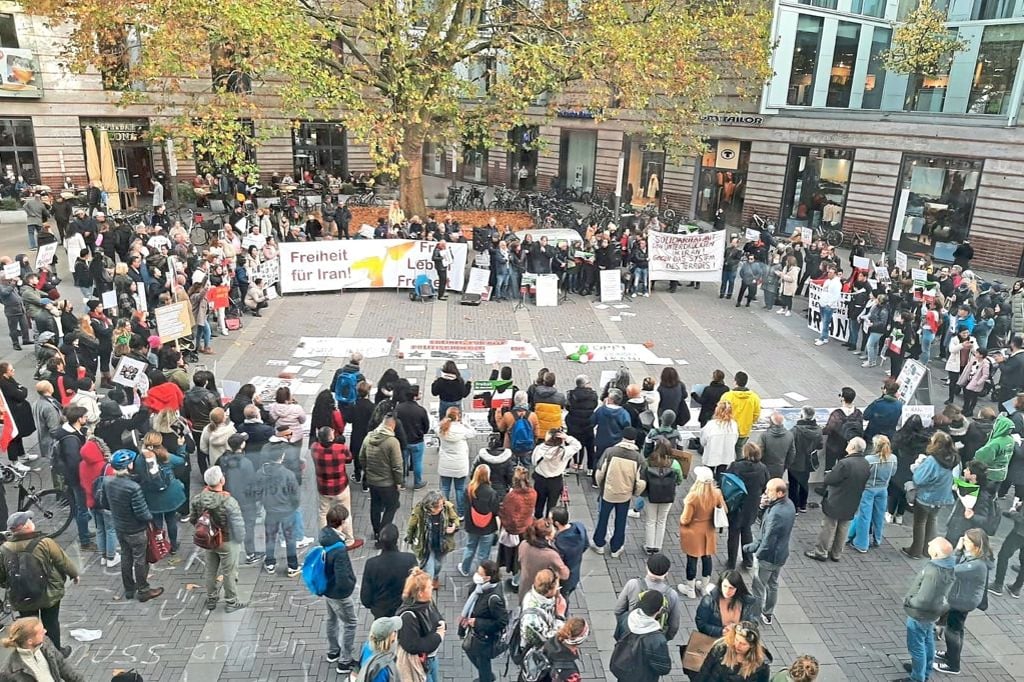 Solidarität für Proteste in Iran