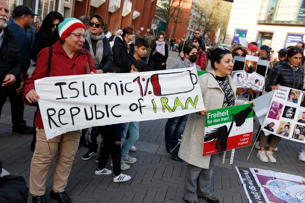 300 Exil-Iraner bekunden Solidarität für Proteste