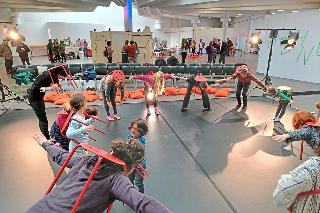 Jugend entert die Kunst