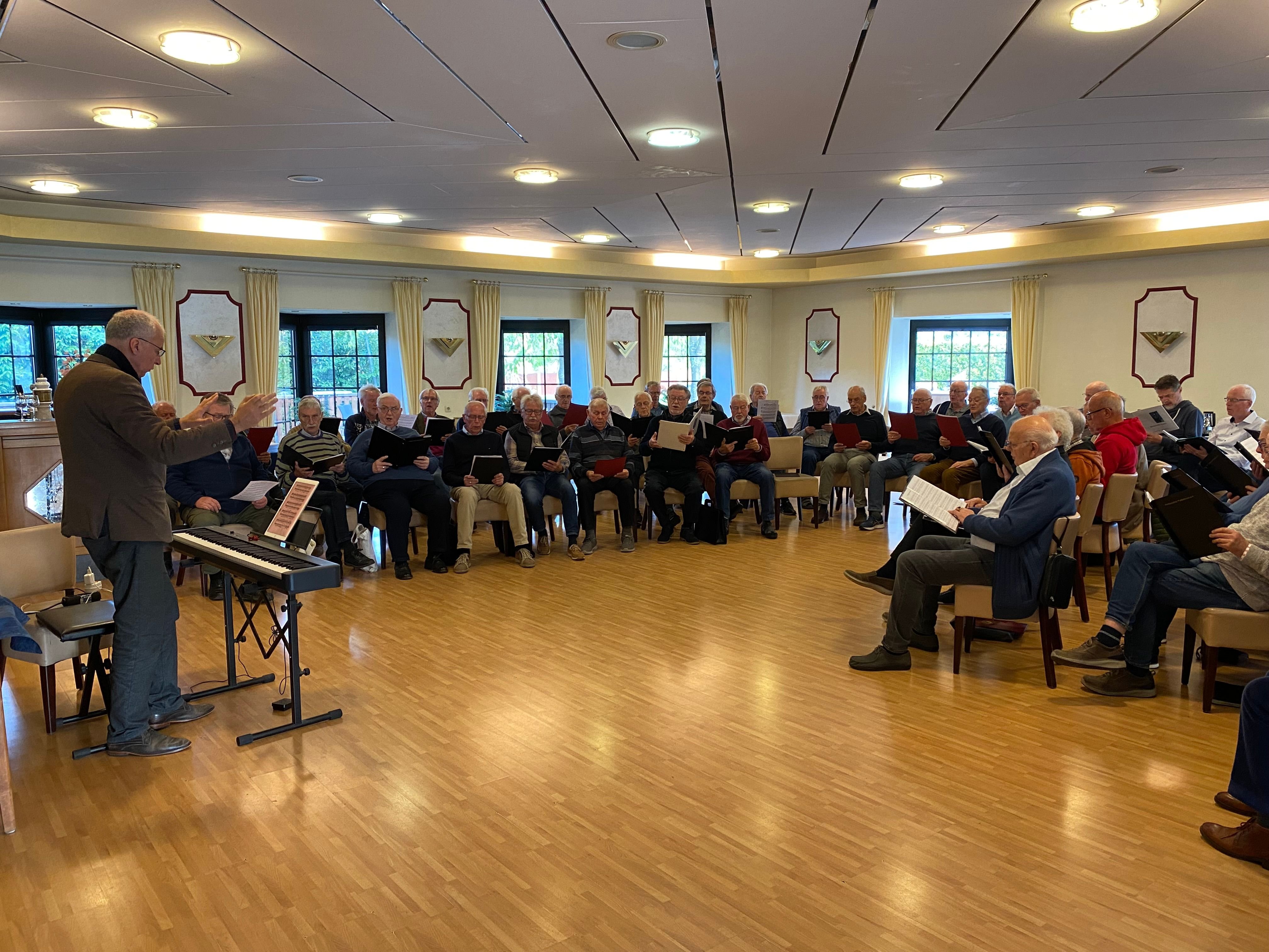 Polizeichor Paderborn Singt In Der Paderhalle