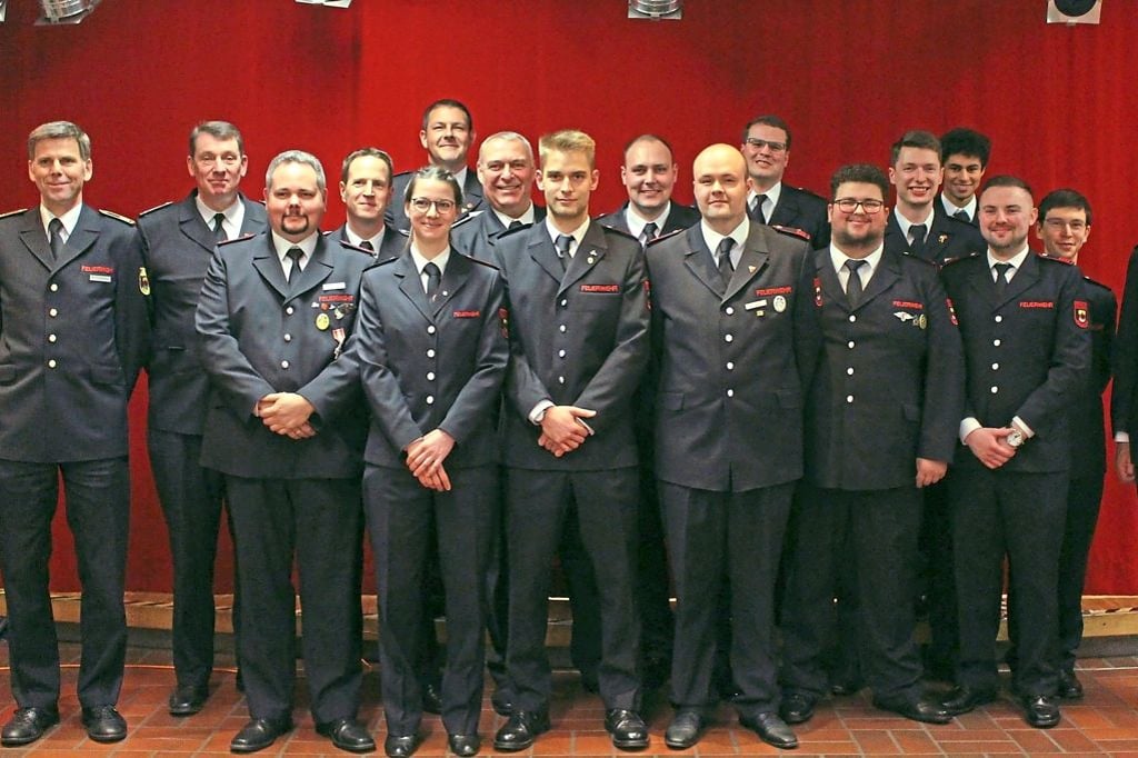 Freude über das neue Gerätehaus