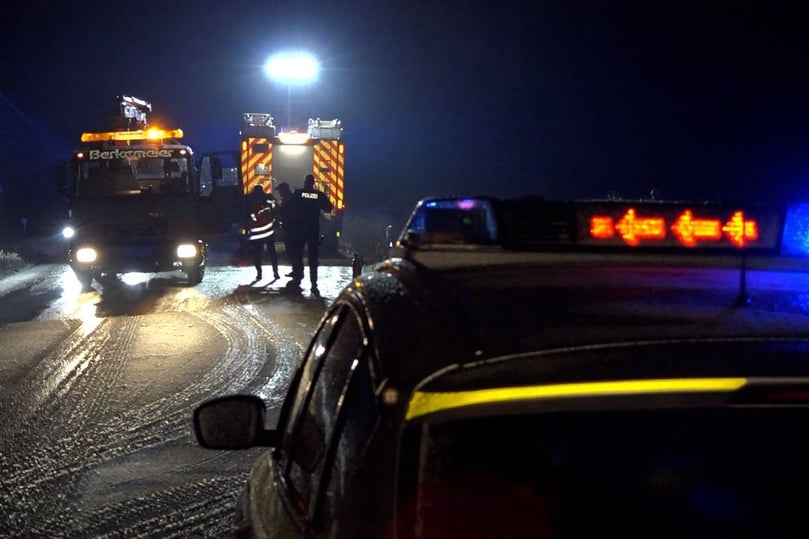 Unfall Schnee Westeroder Straße Nordwalde Richtung Greven