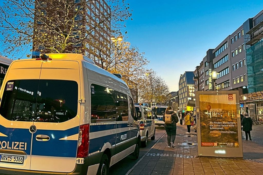 Großer Polizeieinsatz am Hauptbahnhof
