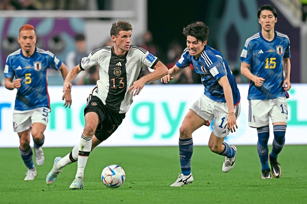 WM-Spiel gegen Spanien: Warum der eine hin- und der andere wegsieht