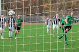 Das 3:0 für den SC Preußen Münster: Kapitän Marc Lorenz trifft vom Elfmeterpunkt.