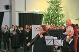 Zahlreiche Akteure – Kinder,Jugendliche und Erwachsene – der Musikschule Tecklenburger Land gestalteten am Sonntagabend ein Adventskonzert in der vollbesetzten Gempt-Halle.