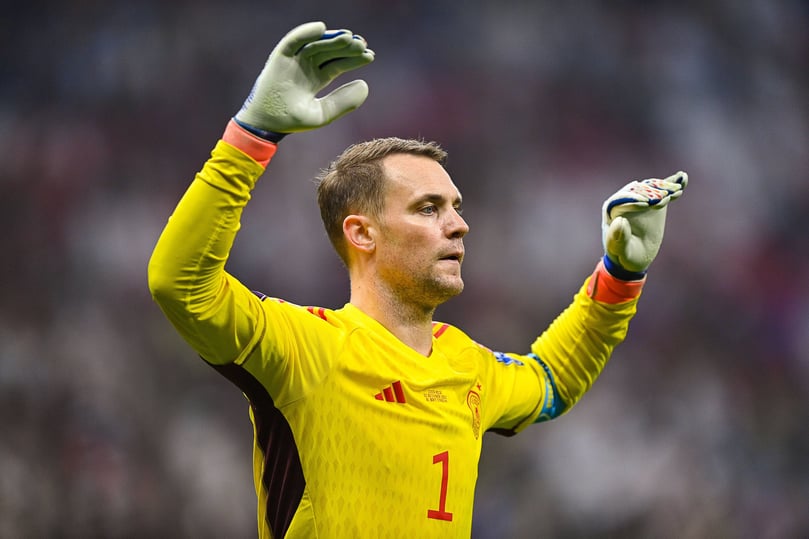 Manuel Neuer: Eine Glanztat gegen Fuller (42. Minute). Beim Ausgleich machtlos. Beim zweiten Gegentor unglücklich. Ein ganz bitterer Rekordabend im 19. und wohl letzten WM-Spiel. Note: 4