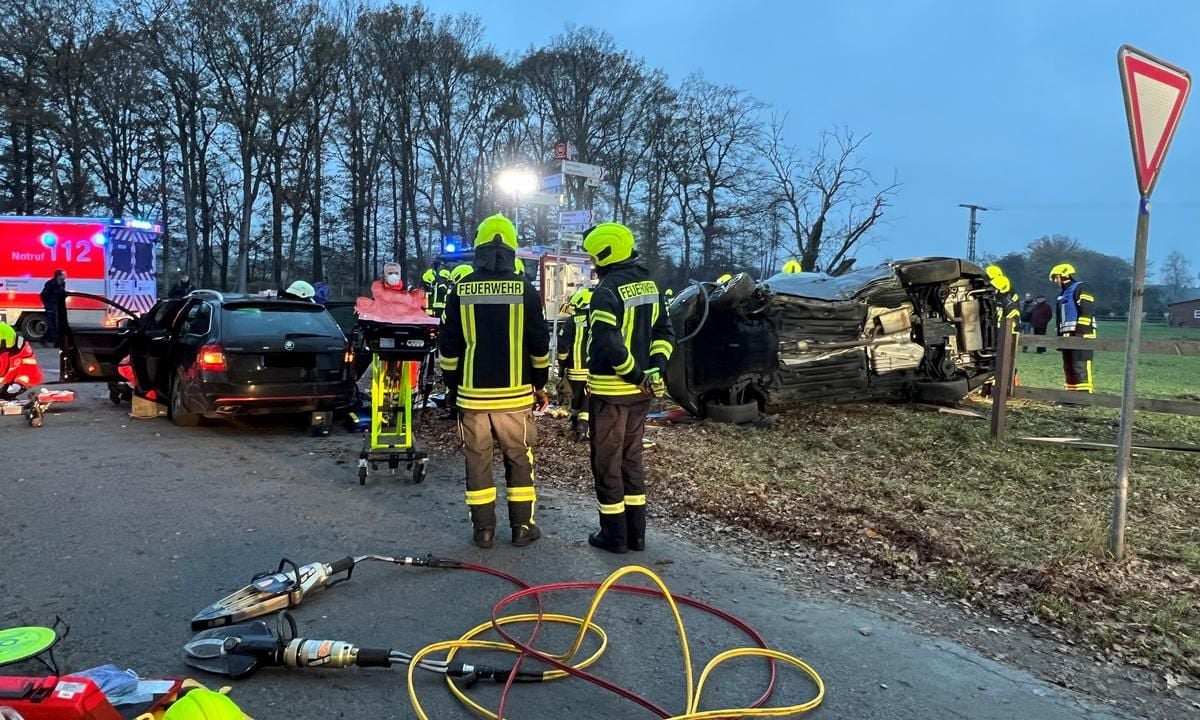 Schwerer Unfall Zwischen Sassenberg Und Greffen