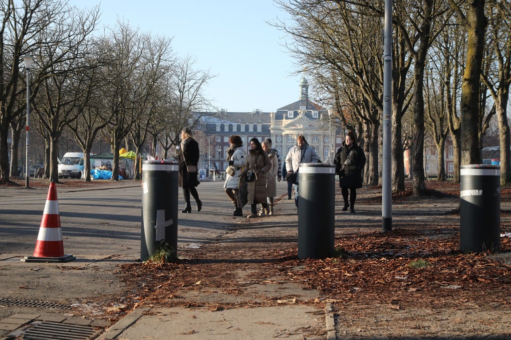Zwischenfall am Schlossplatz: Polizei rätselt über Hintergrund