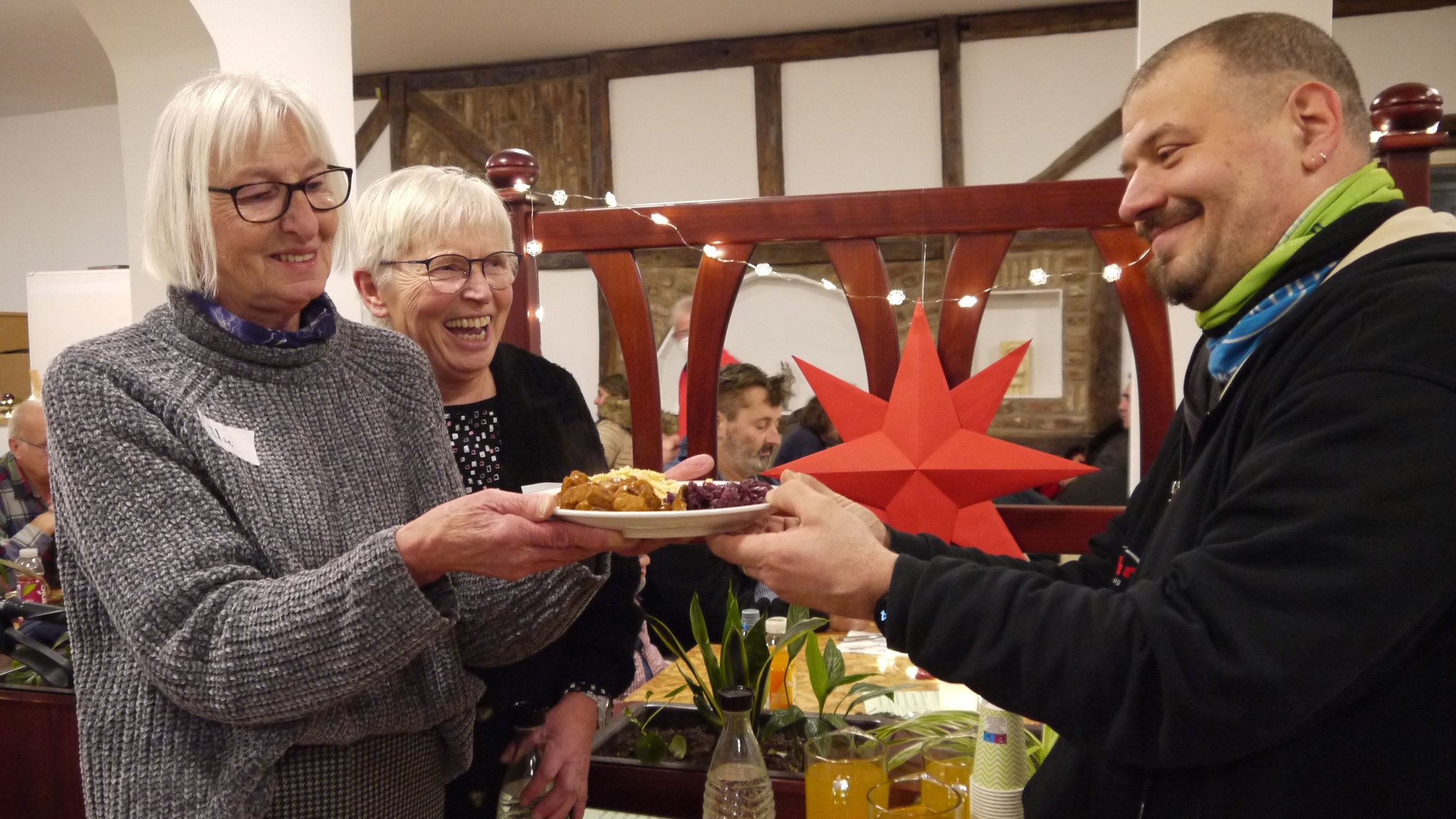 Der Andrang auf das Weihnachtsessen für Bedürftige in Paderborn wird größer