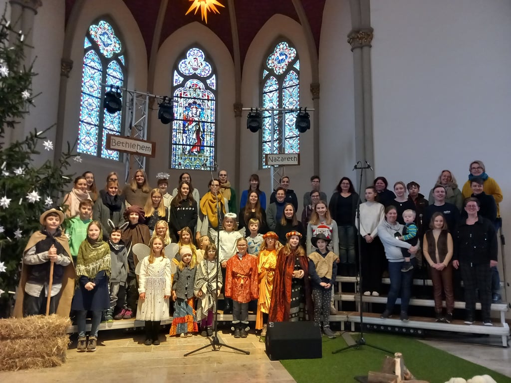 Weihnachtsmusical ist an den Festtagen dreimal in Eidinghausen zu sehen ...