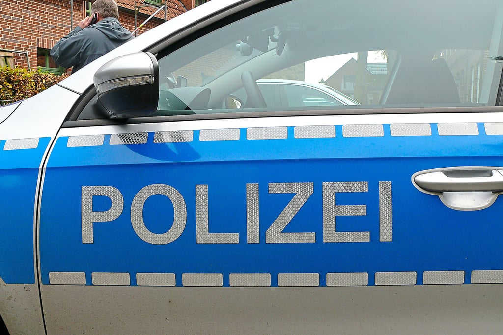 Täter flüchtet ohne Beute mit E-Scooter in Hövelhof