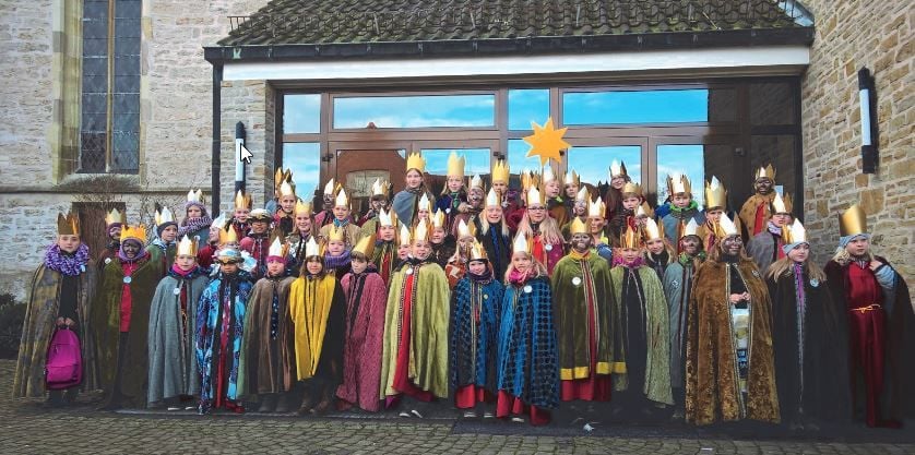 Sternsinger Ziehen Wieder Von Haus Zu Haus