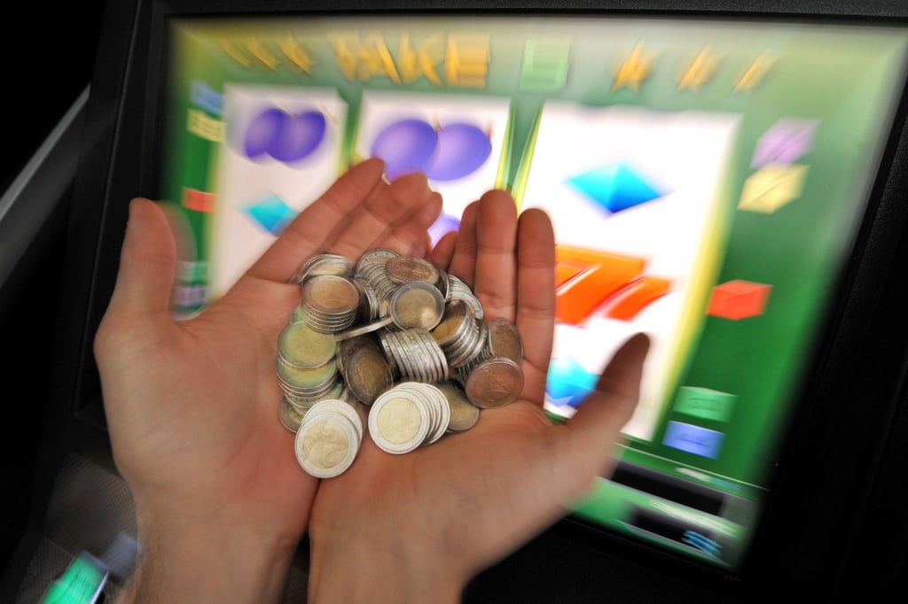 Männer aus Kirchlengern und Herford rauben Spielhalle aus