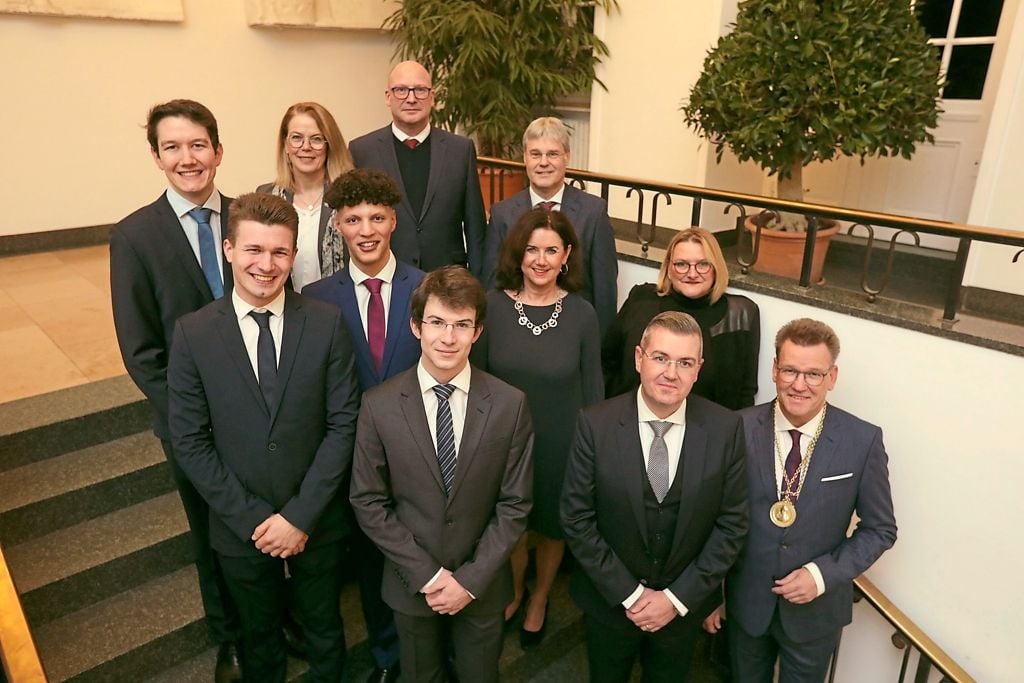 Über 400 Gäste im Schloss