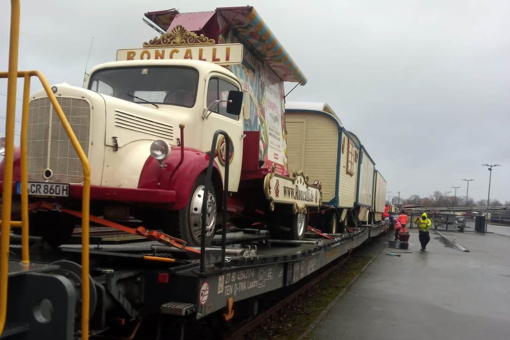 Circus Roncalli fährt von Bohmte aus mit dem Zug ins Winterquartier