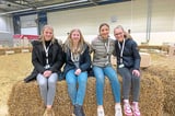 Franziska Pelkmann, Johanna Fiege, Zoe Hammudeh und Janne Ottmann haben als Klasse!-Reporterinnen beim Agravis-Cup hinter den Kulissen recherchiert.