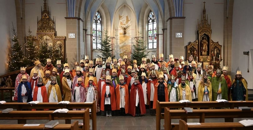 89 Sternsinger zogen am 7. Januar durch Elsen.