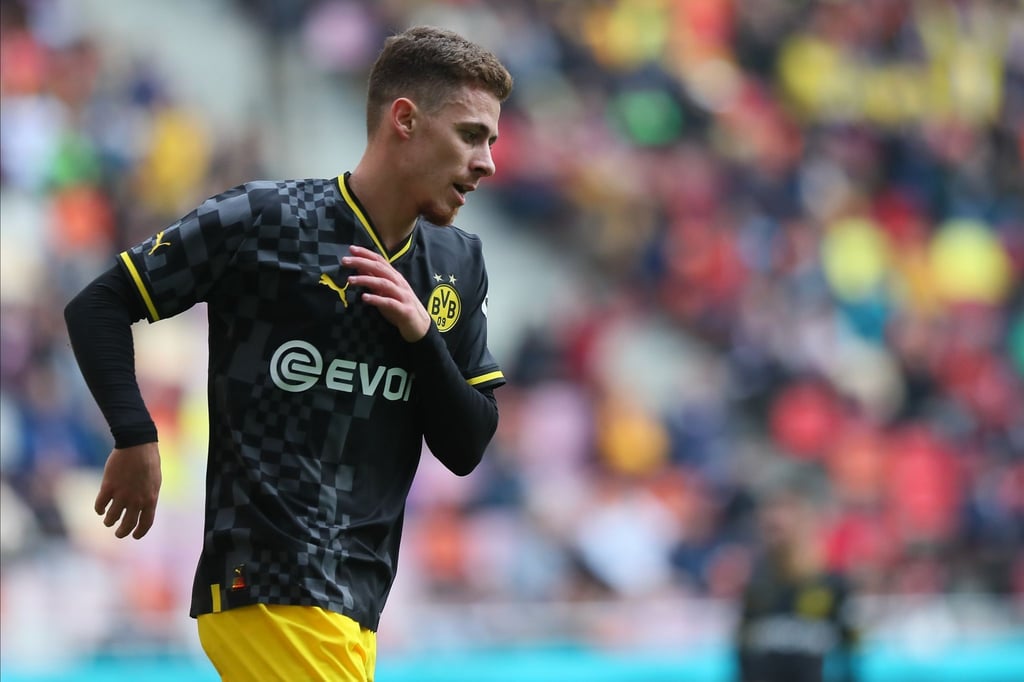 Dortmund-verleiht-Hazard-bis-Saisonende-an-Eindhoven