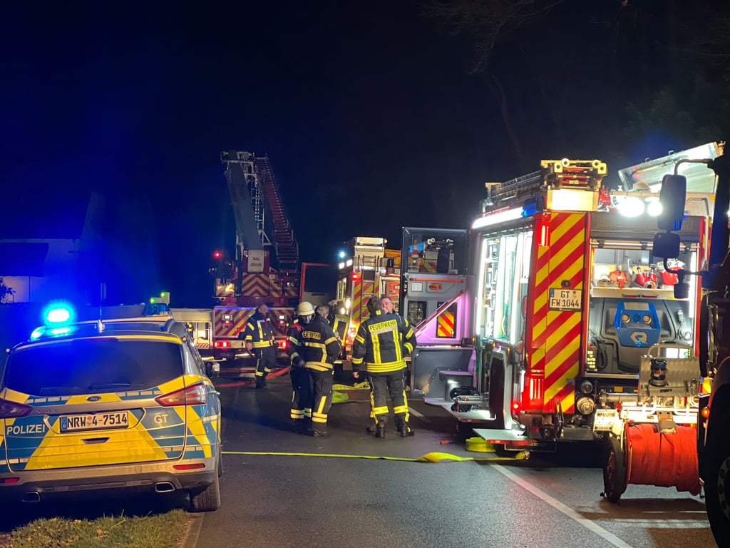 Drei Verletzte bei Zimmerbrand in Steinhagen