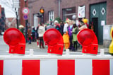 Nach drei karnevalslosen Jahren schlängelte sich am Sonntag wieder der närrische Lindwurm durch die Straßen Everswinkels. Mit 56 Fuß- und Wagengruppen sowie tausenden Zuschauern knüpfte das Fest der Freude nahtlos an die früheren Jahre an.
