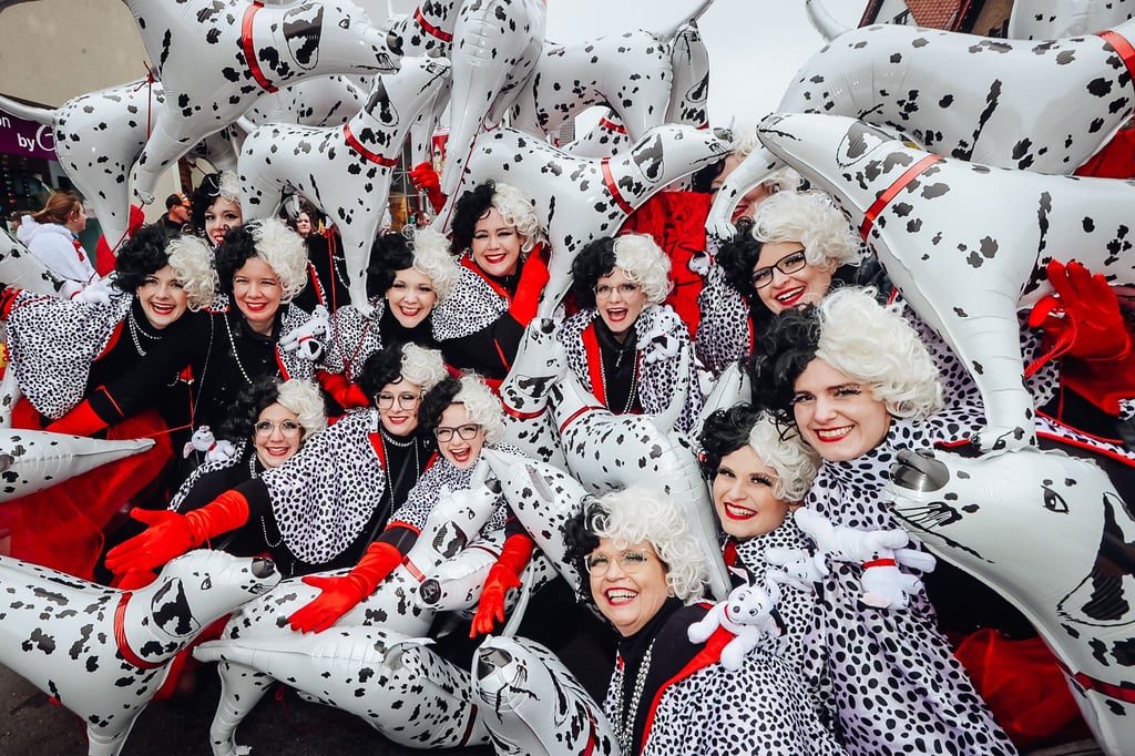 🥳 Karneval-Ticker für den Kreis Paderborn: Jetzt geht's auf die Straße