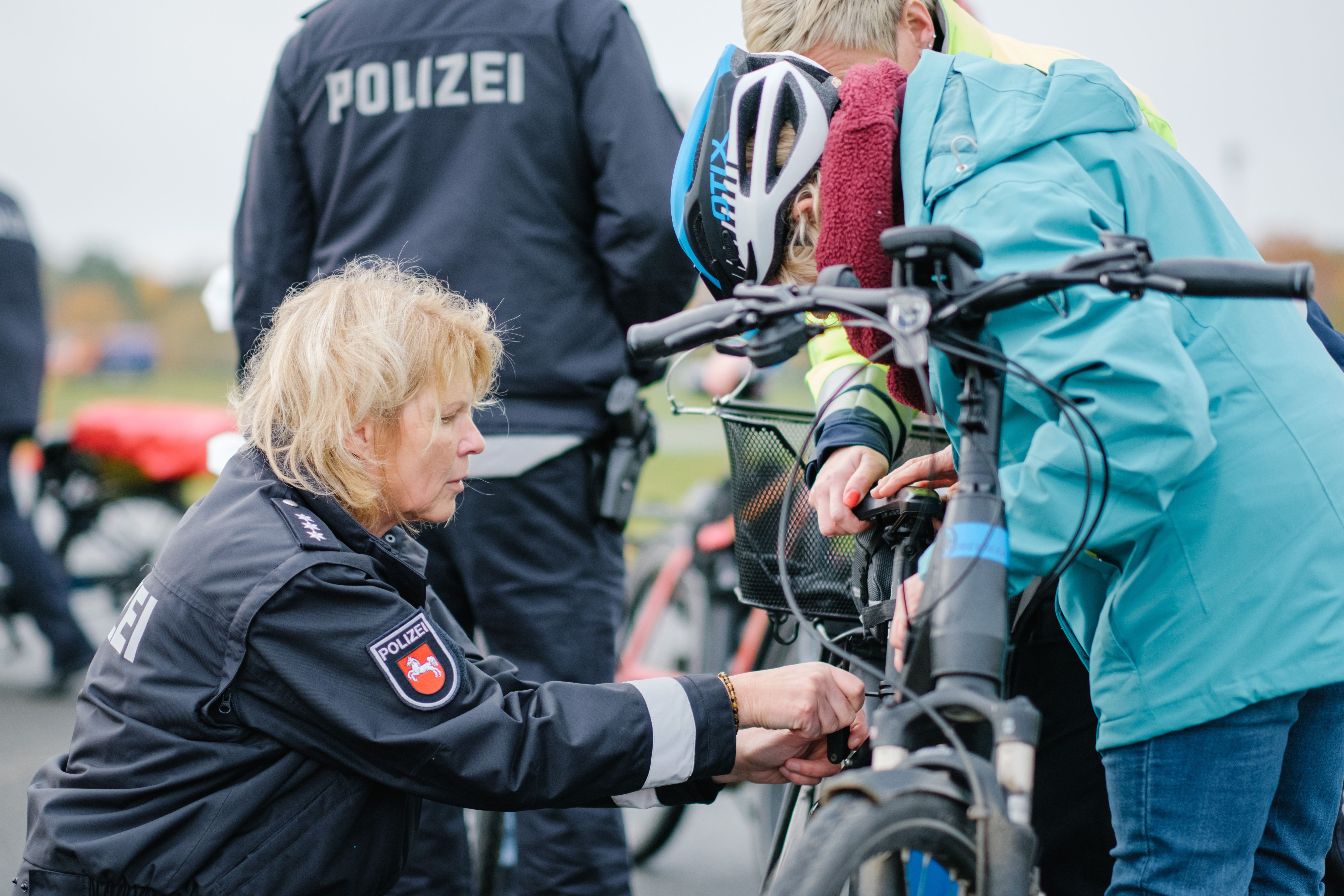 Polizei Bietet Radfahr- Und Pedelec-Training Für Senioren An