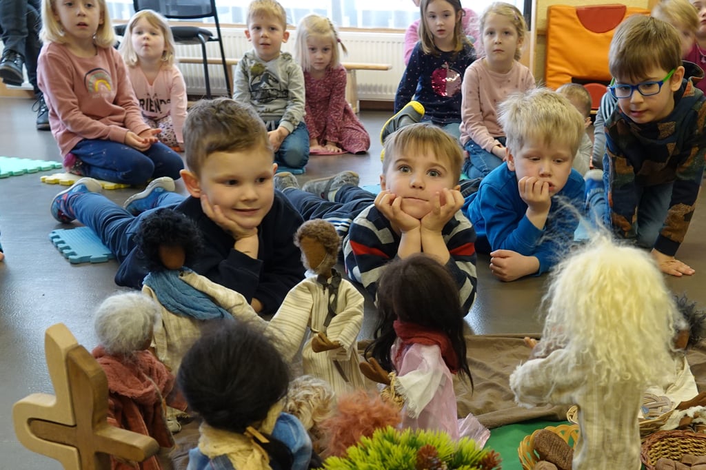 Neun Kindergärten in Warburg tragen Glauben in die Familien