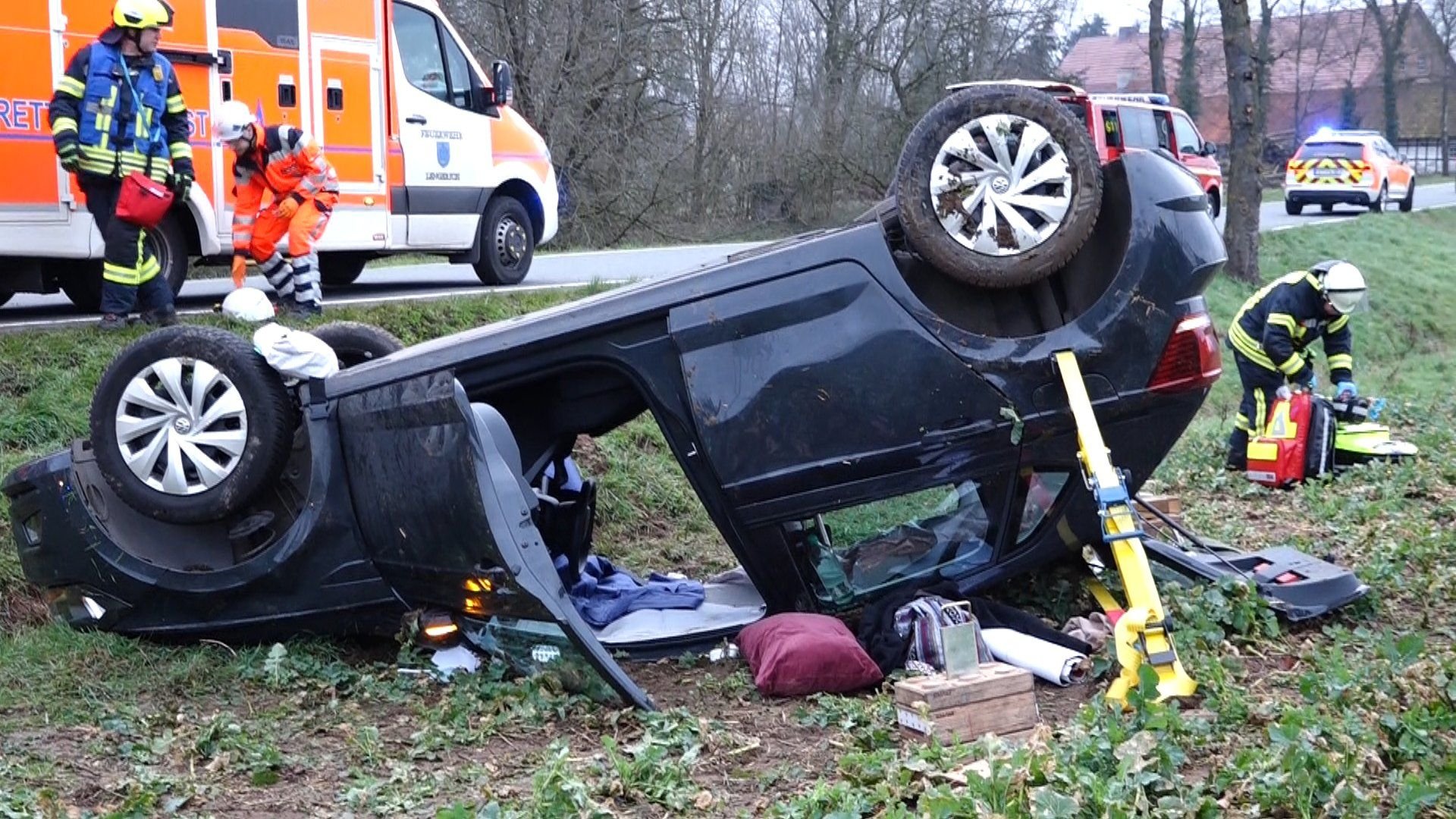 Lienen – Schwerer Unfall: Frau Erschreckt Sich Vor Greifvogel