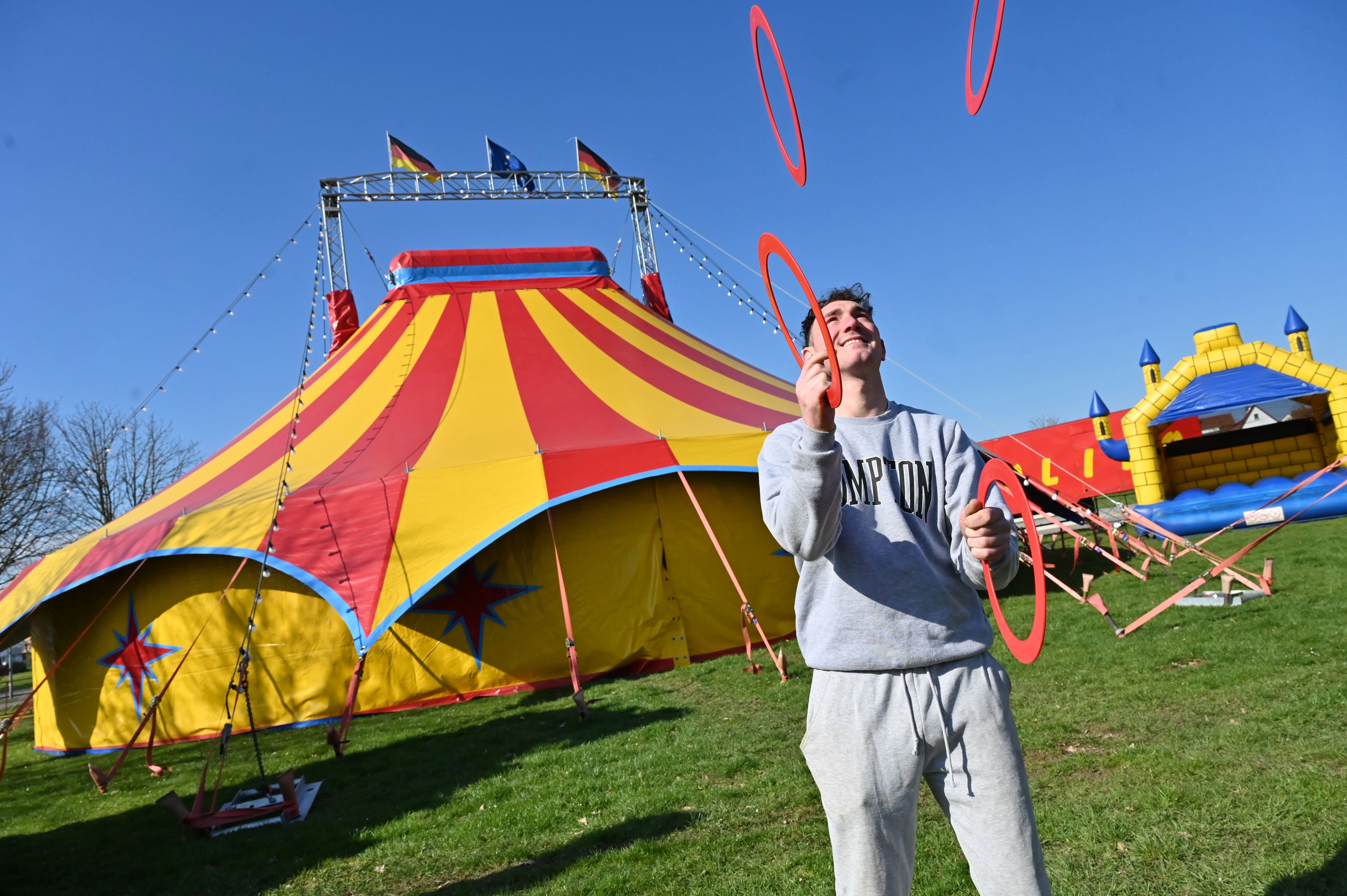 Warburg: „Circus Toggolino“ Spielt Ab Ostern Auf Dem Schützenplatz