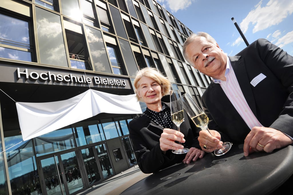 Aus Fachhochschule Bielefeld wird HSBI